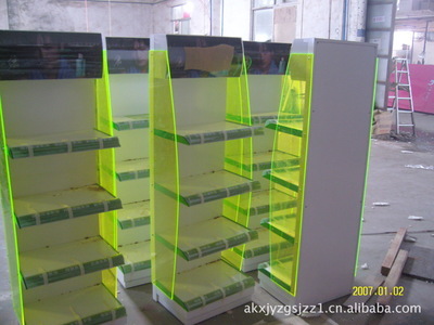 定制化展示，點亮品牌魅力——廣州市澳科新紀元專業(yè)打造化妝品展示柜